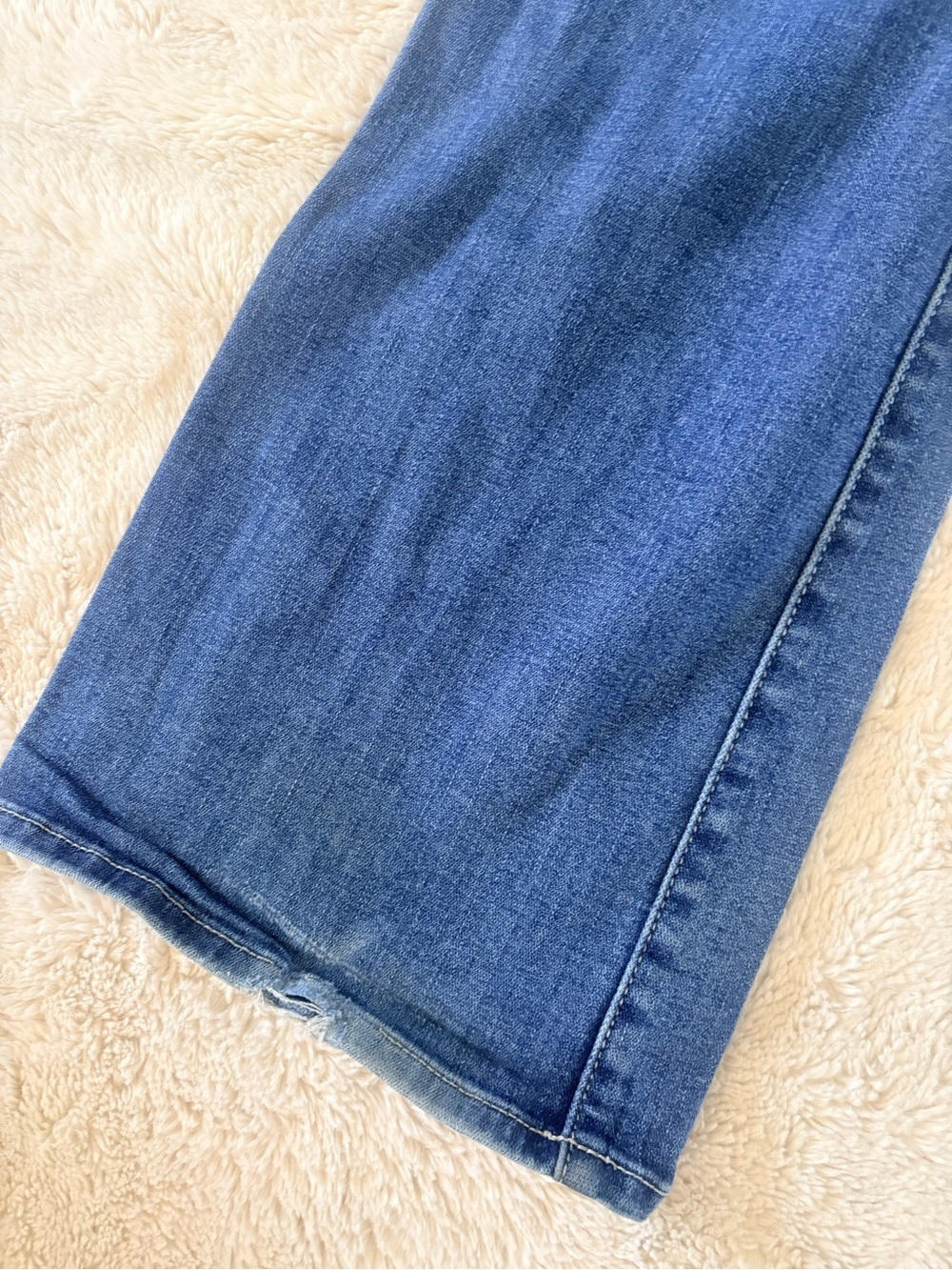 American Eagle Mid‑Rise Bootcut Jeans – Size 12 Short | Y2K Revival | - Picture 9 of 13